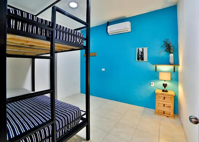 Hostal Ten To Ten Puerto Vallarta